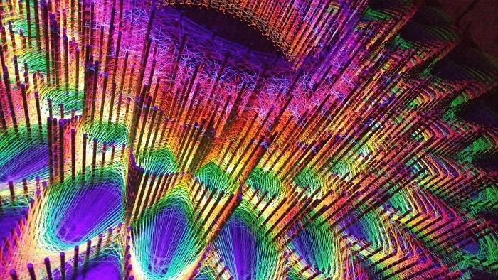 We Make String Installations With Tens Of Thousands Of Intersecting Straight Lines