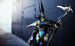 This Girl Spent 1000 Hours Working On This Incredibly Detailed Anubis Costume That Looks Like It Was Made With CGI