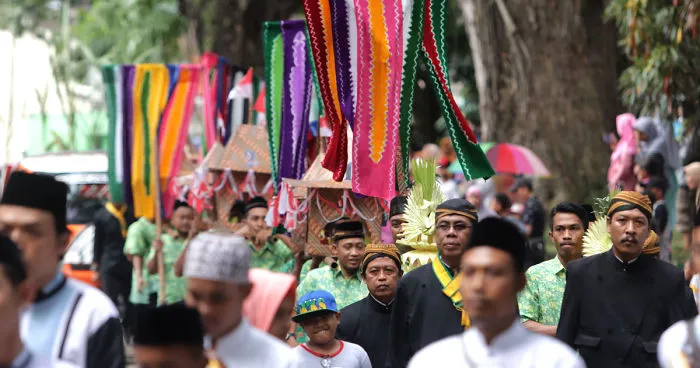 First Milling Ceremony