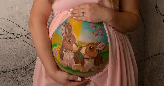 I Paint Pregnant Mamas-To-Be For Memories That Will Last A Lifetime