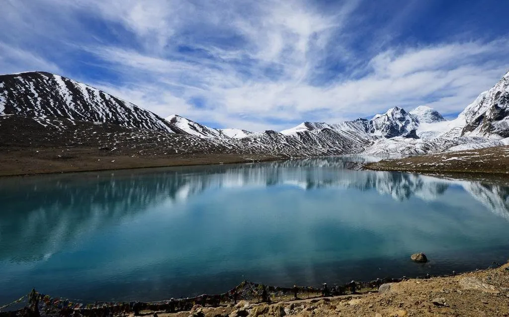 Gurudongmar Lake Is One Of The Highest Lakes In The World And In India, Located At An Altitude Of 17,800 Ft (5,430 M), In The Indian State Of Sikkim.