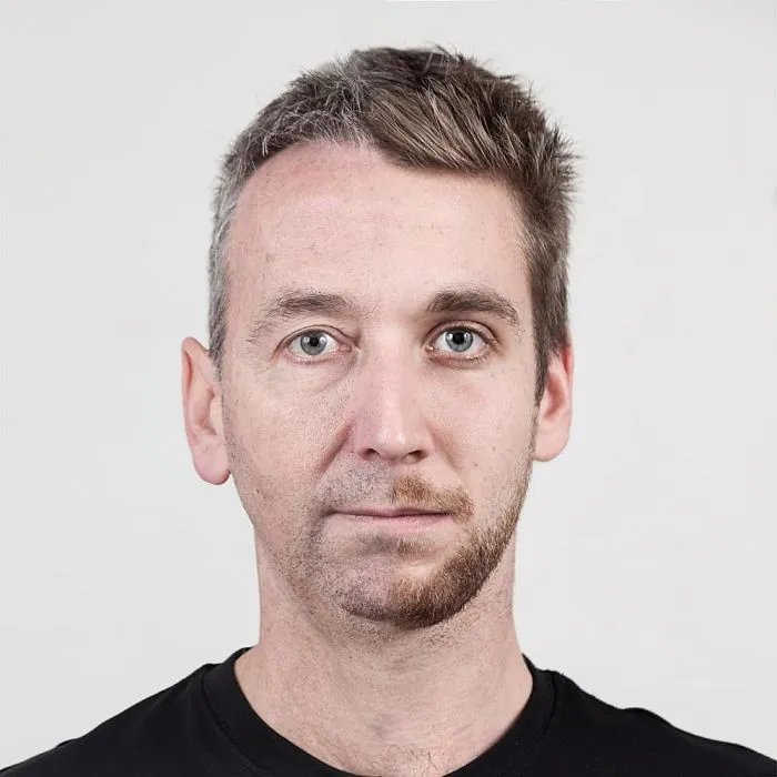 Padre / Hijo: Claude, 54 y Benoit, 23, 2013