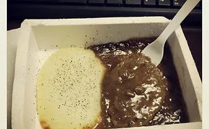Miserable Desk Lunches That No One Ever Enjoys
