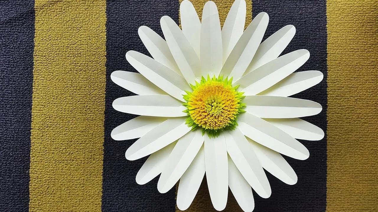 Amanda Giant Paper Flowers | Paper Flower Backdrop