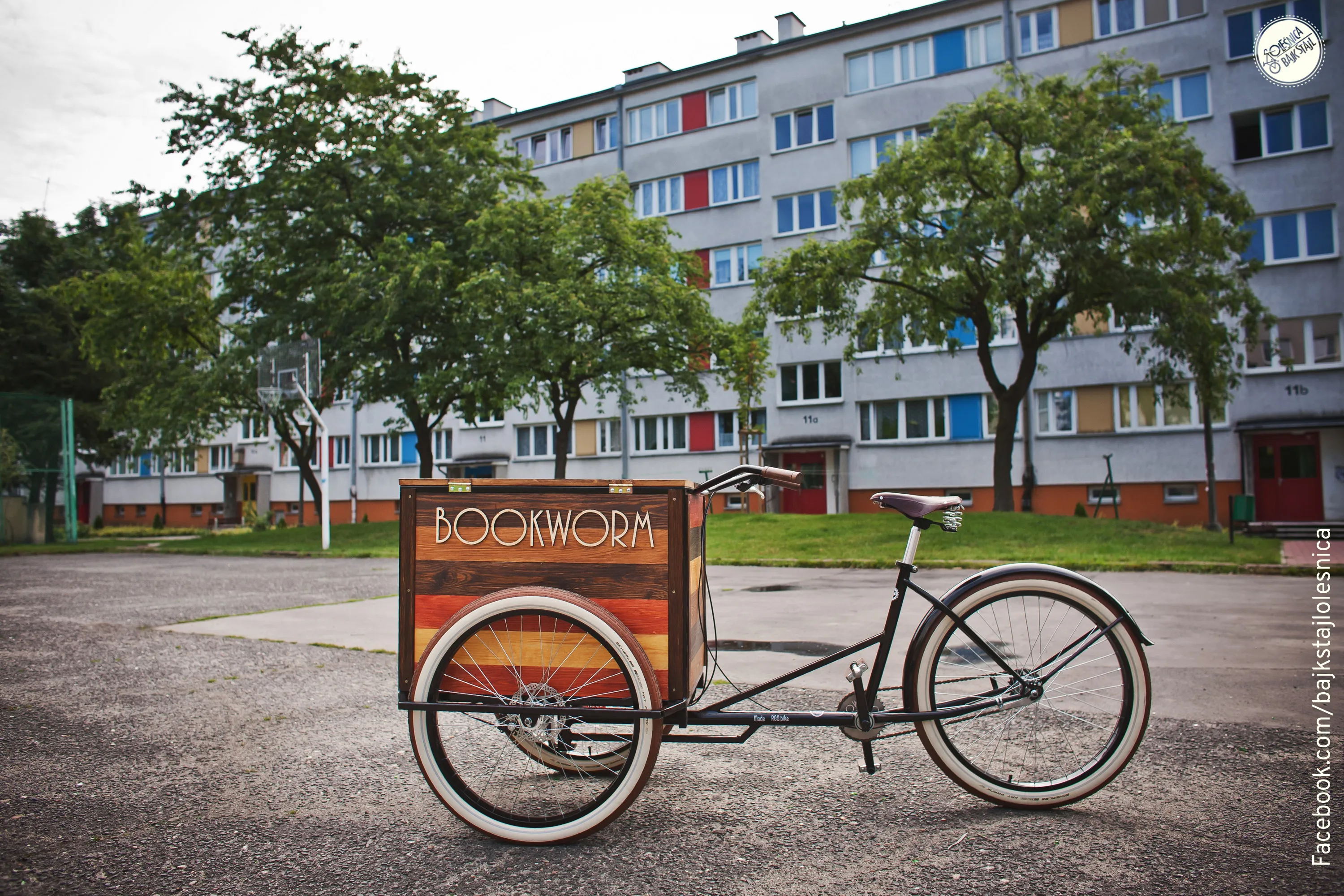 Art + Books + Bicycle = Bookworm 
bike Library For "Oleśnica Bajk Stajl" Made By Sebastian Paszkiewiecz (Rgg.bike)