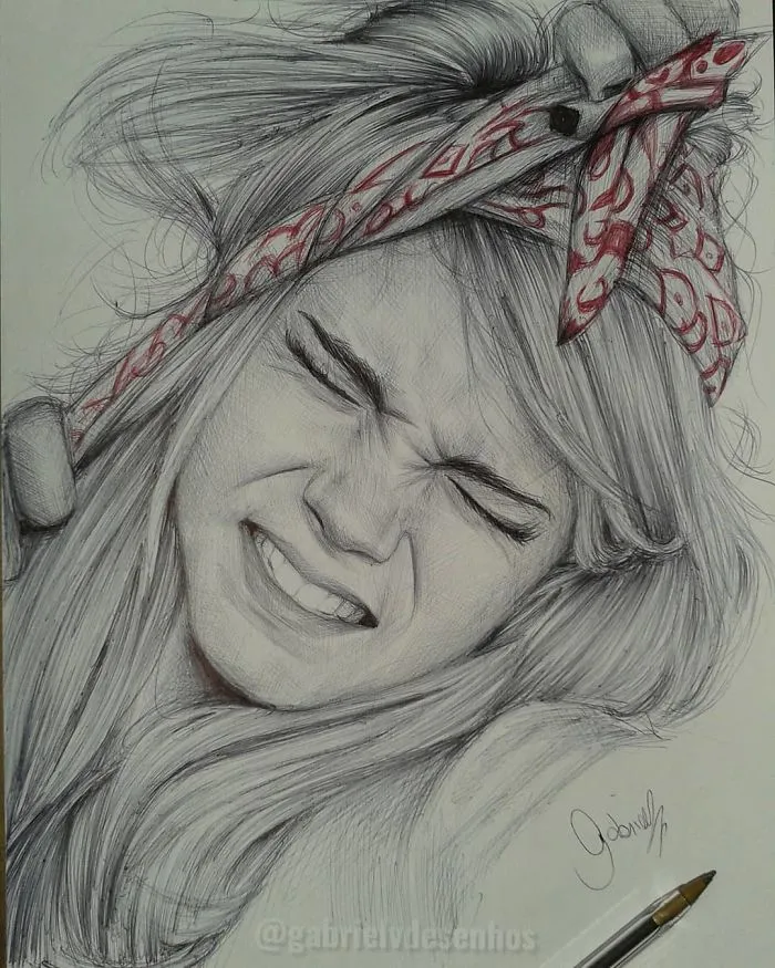 Brazilian Artist Draws Portraits With Only A Ballpoint Pen That Look Extremely Realistic