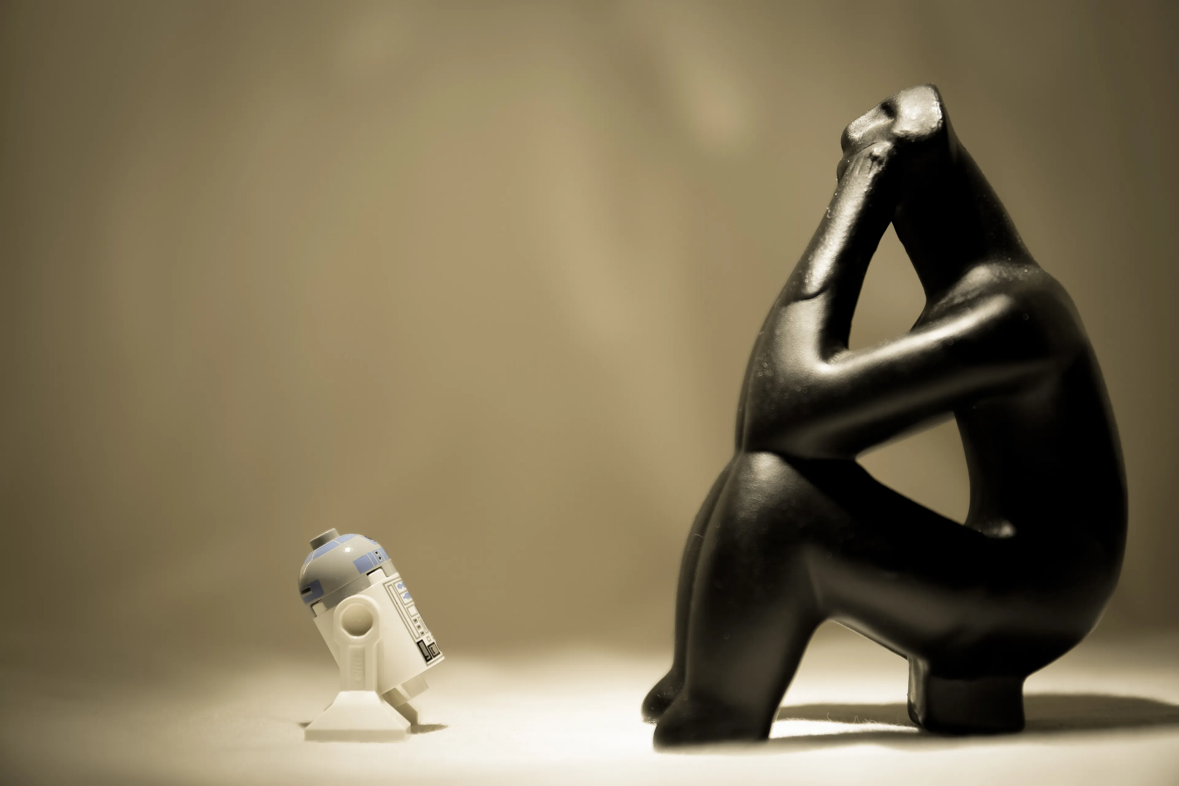 The Thinker Replica Statue