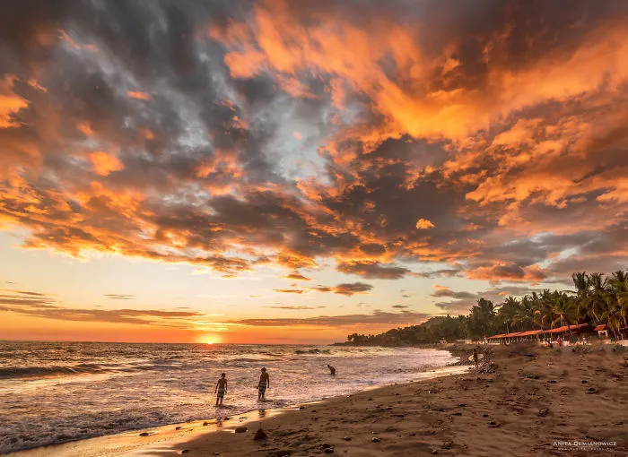 I Traveled Around The World To Take Photos Of The Most Beautiful Sunsets And Sunrises