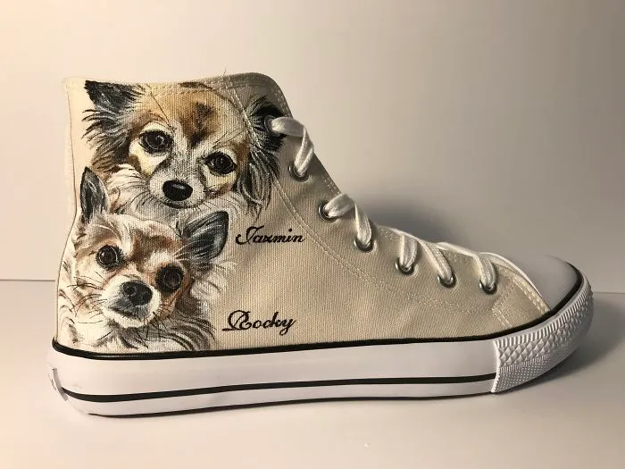 Here Are 13 Unique Gifts That I Created For Pet Owners By Painting Portraits Of Their Pets On Shoes