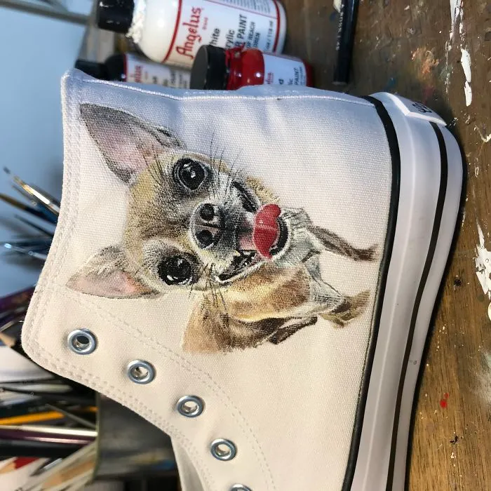 Here Are 13 Unique Gifts That I Created For Pet Owners By Painting Portraits Of Their Pets On Shoes