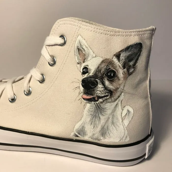 Here Are 13 Unique Gifts That I Created For Pet Owners By Painting Portraits Of Their Pets On Shoes