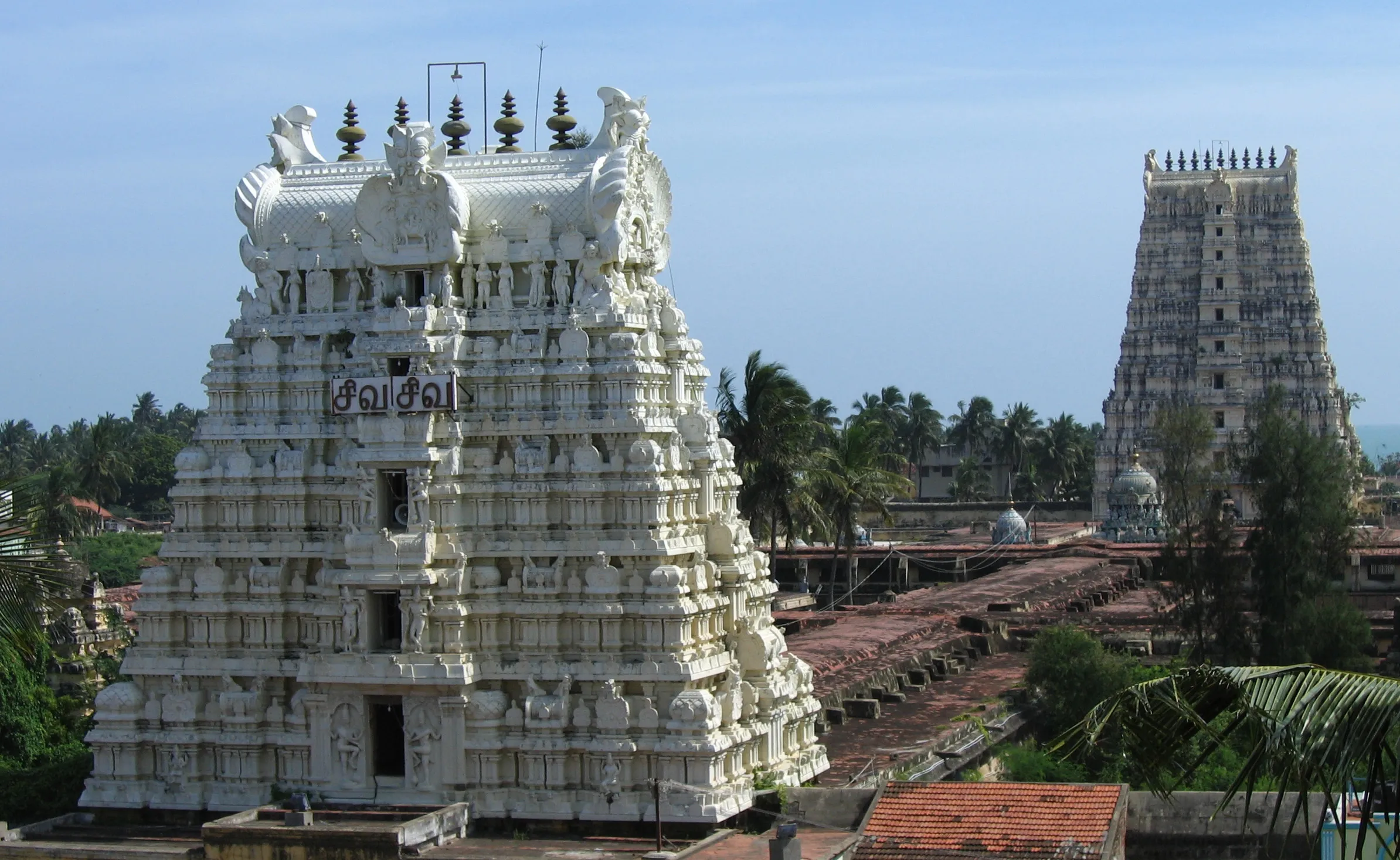 Famous Hindu Temple Dedicated To The God Shiva-Ramanathaswamy Temple, India
