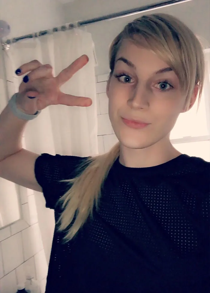 30 Suicide Survivors Share How Happy They Finally Are