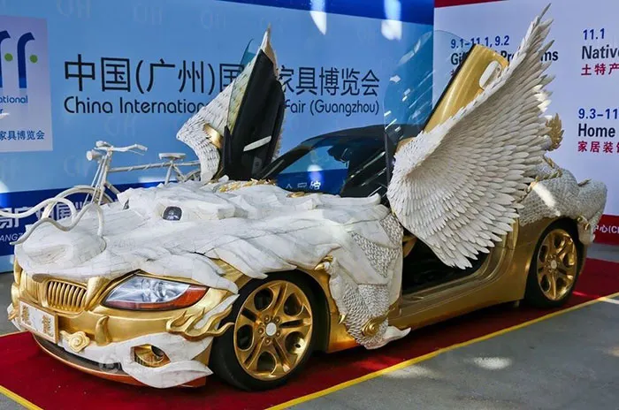 Se suponía que era un dragón, pero parece más bien que un dragón le vomitó encima