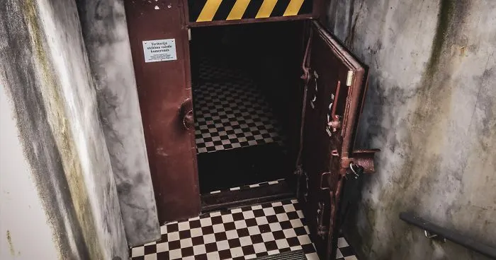 I Explored A Soviet Nuclear Missile Base In Lithuania (22 Pics)