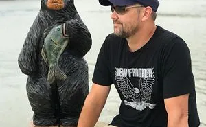 Travis Williams Creates Custom Pieces Of Art With His Chainsaw And A Little Imagination.