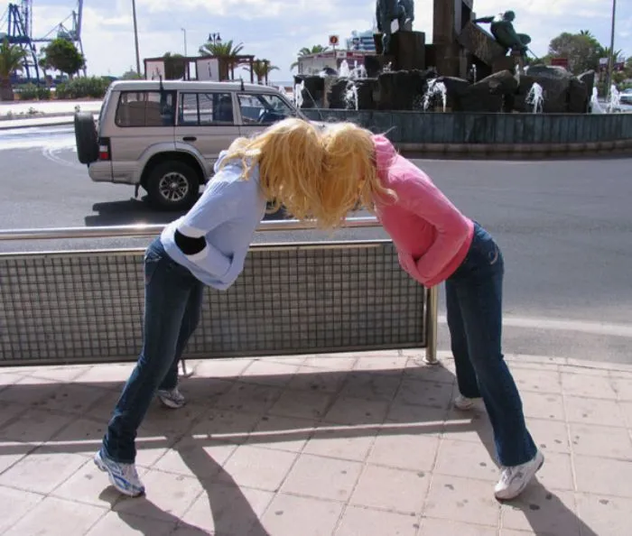 30 Realistic Mannequins Placed Around The World To Mess With People By Mark Jenkins