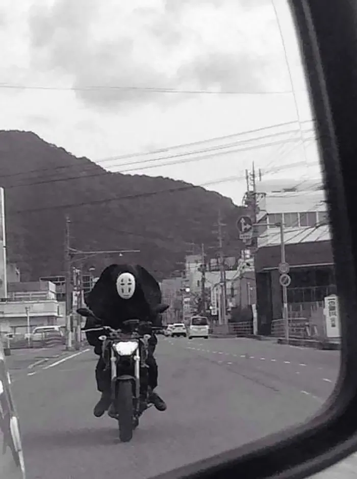Mientras tanto en Japón