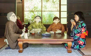I'm Fascinated By Scarecrows In Japan And I Take Self-Portraits With Them (14 Pics)