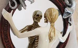 40 People Who Found The Best Things In Thrift Stores, Flea Markets And Garage Sales