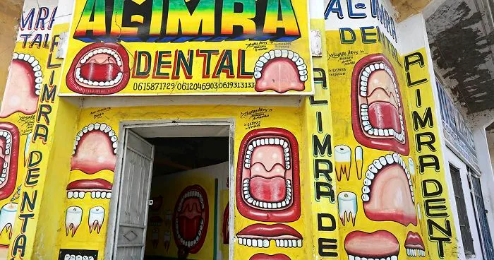 Low Literacy Rates In Somalia Means People Have To 'See' What They Buy So Storefronts Have Amazing Murals (15 Pics)