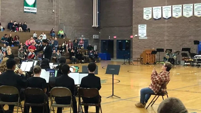 This Parent Became Part Of The Show So She Can Get A Close Up Of Her Kid