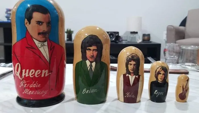 Matrioskas de Queen pintadas a mano