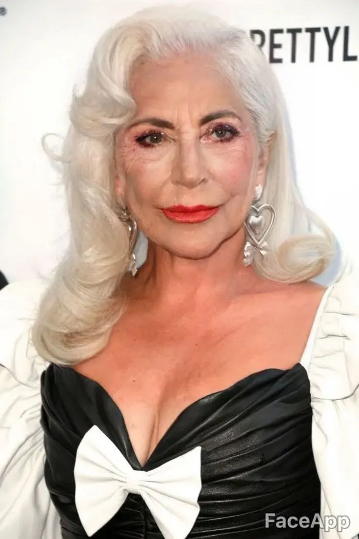 FaceApp Filter Shows What You'll Look Like When You're Older And People Post The Results (30 Pics)