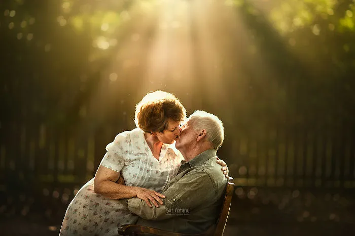I Asked Elderly Couples To Pose For Engagement-Style Photos, And Here Is How True Love Looks
