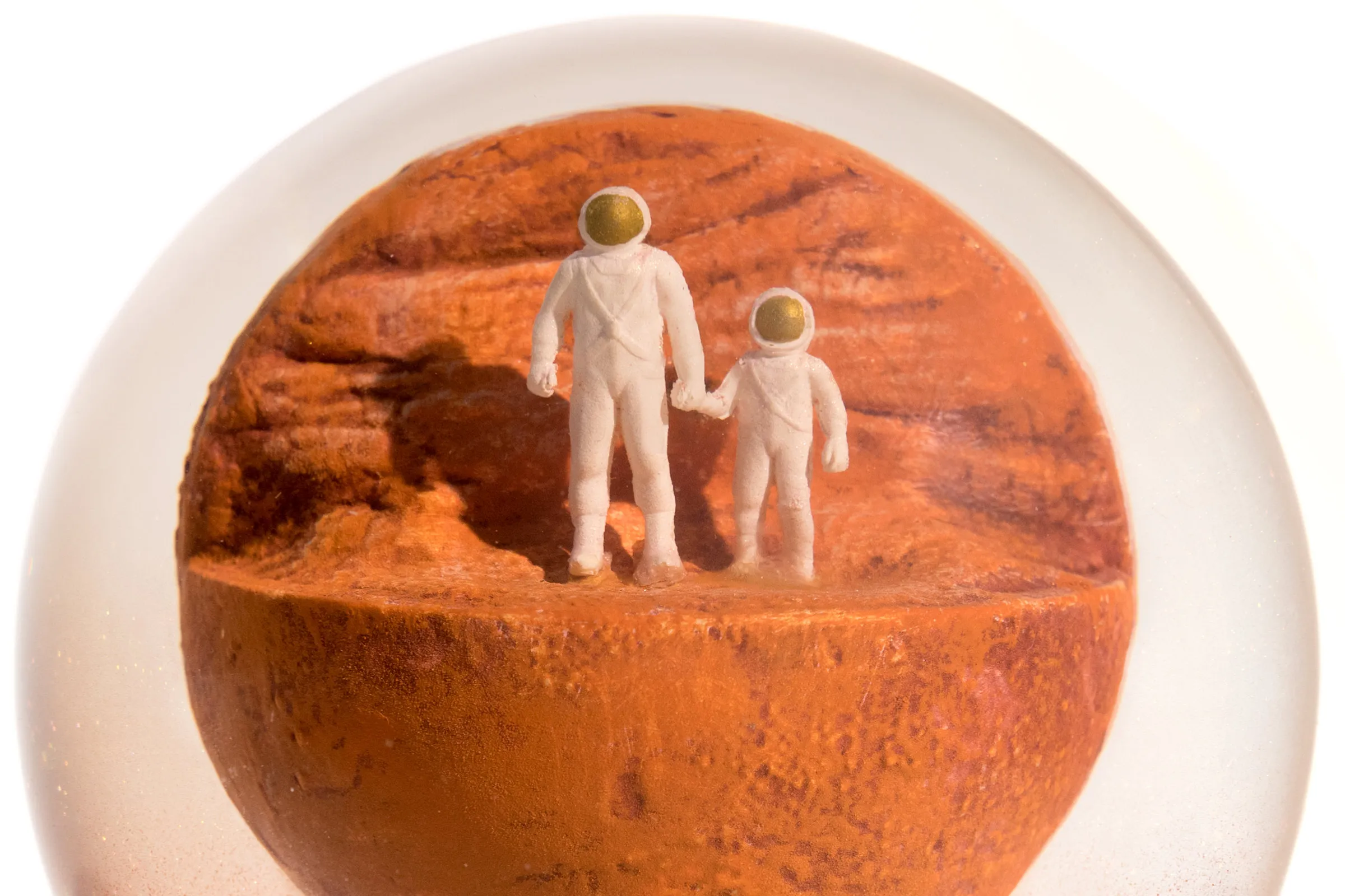 I Made A Mars Snow Globe To Encourage Support For A Mars Colony.