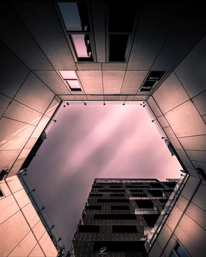 I Look For Stillness In A Busy World And Here Are My 14 Architectural Photos