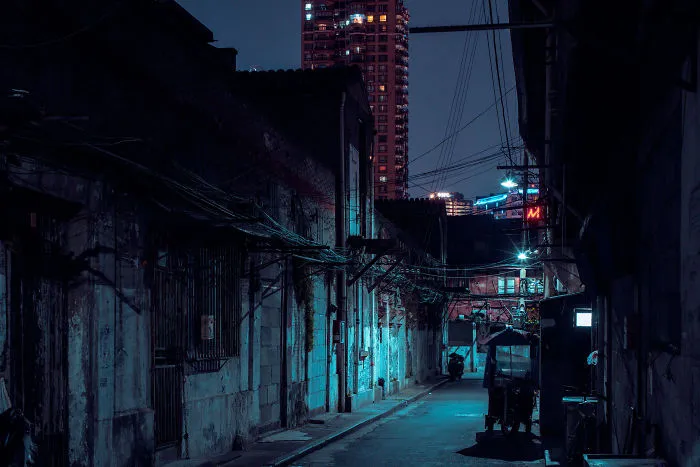 “Shikumen” Lane Houses Are Being Torn Down Across Shanghai, And I Wanted To Capture These Historic Streets Before It Was Too Late (22 Pics)