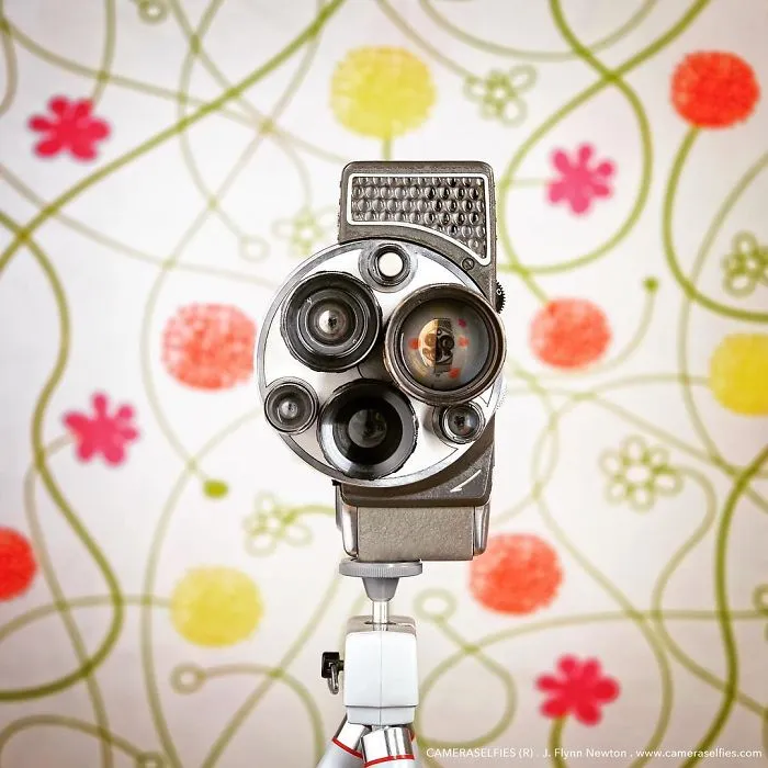 Yashica 8