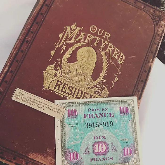 A veces lo que encuentras dentro del libro es más emocionante que el libro en sí