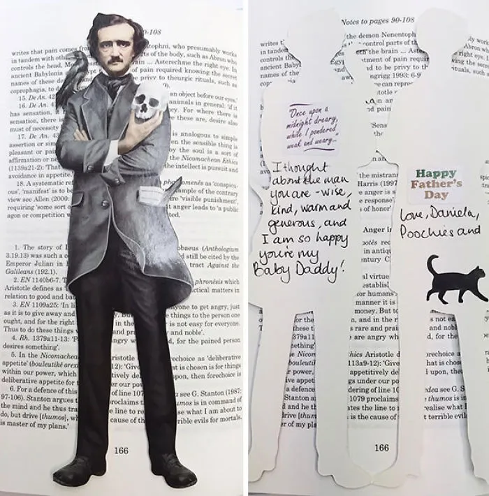 He cogido un libro de la biblioteca y se ha caido Edgar Allan Poe de dentro