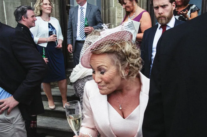 "No soy fotógrafo de bodas" capta el caos del día especial de la gente (30 fotos divertidas)