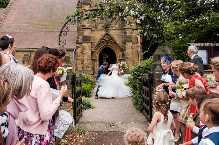 "No soy fotógrafo de bodas" capta el caos del día especial de la gente (30 fotos divertidas)