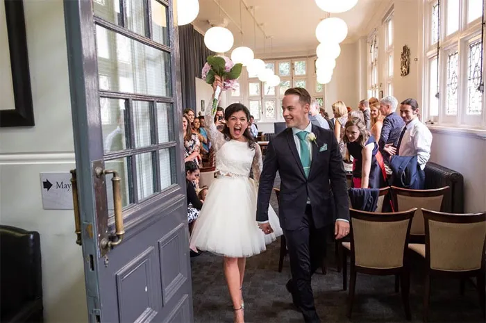 'Not A Wedding Photographer' Captures The Chaos Of People's Special Day (30 Funny Pics)