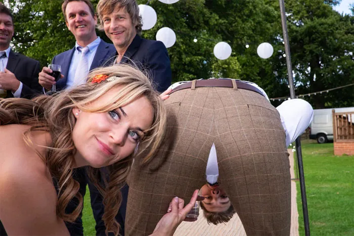 'Not A Wedding Photographer' Captures The Chaos Of People's Special Day (30 Funny Pics)
