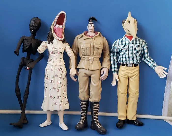 Las encontré hace años en una venta de garaje en Colorado. Miden unos 15 cms
