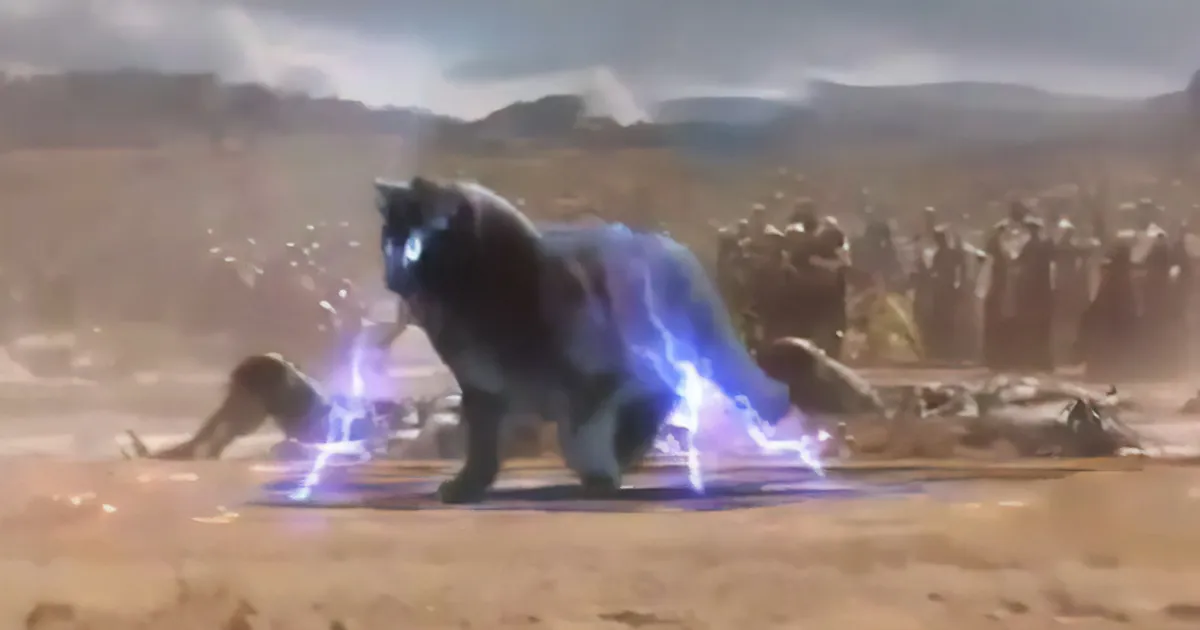 Este hombre mejora las películas de Hollywood metiendo a su gato en ellas, y el resultado es divertidísimo