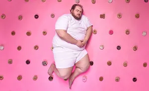I Show My Poor Relationship With Junk Food And My Own Body Image (10 pics)