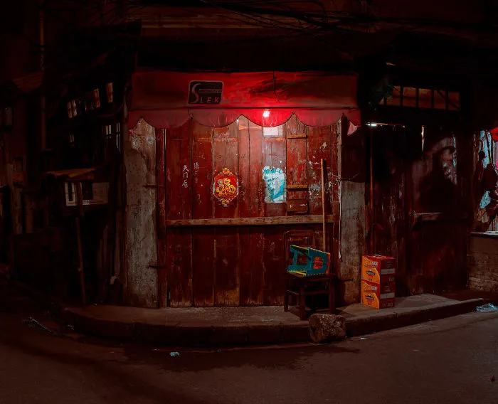 “Shikumen” Lane Houses Are Being Torn Down Across Shanghai, And I Wanted To Capture These Historic Streets Before It Was Too Late (22 Pics)