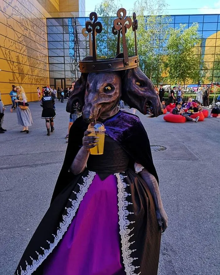 Rat Queen (The Nutcracker)