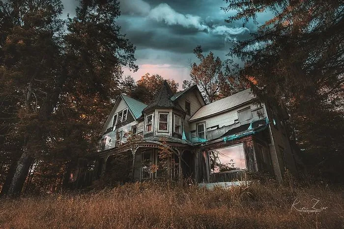 The Haunting Beauty Of Abandoned Places By Photographer, Kim Zier (94 Pics)