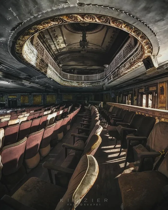 The Haunting Beauty Of Abandoned Places By Photographer, Kim Zier (94 Pics)