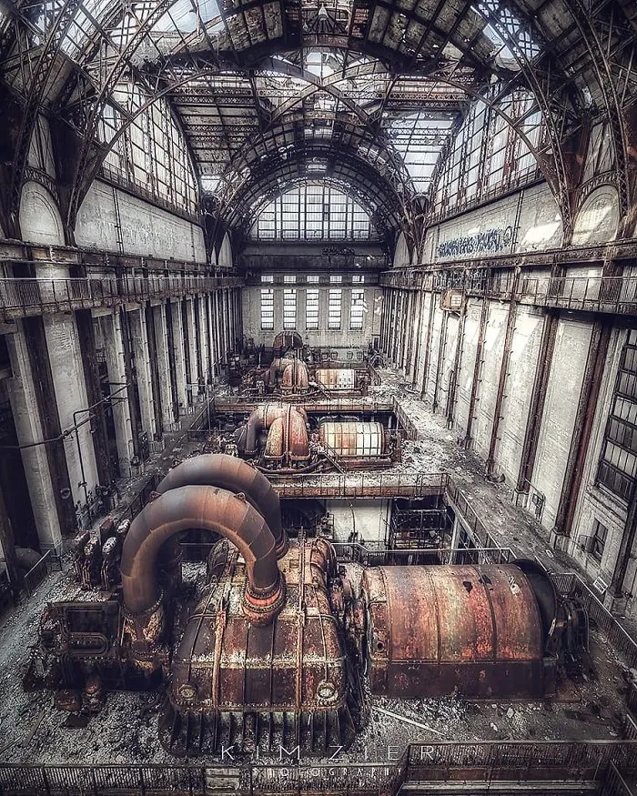 The Haunting Beauty Of Abandoned Places By Photographer, Kim Zier (94 Pics)