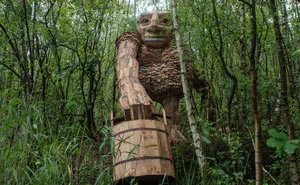 I Hide Giants That I Make From Wood In The Wilderness Of The Belgian Forest