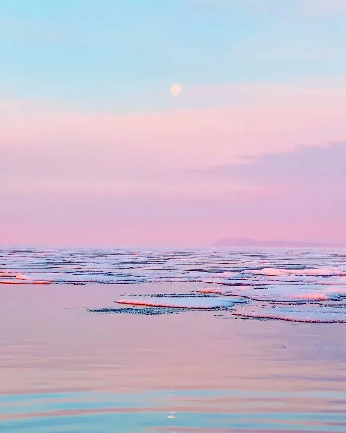 I Went To Baikal, The Deepest And Oldest Lake On Earth To Capture Its Otherworldly Beauty (23 Pics)