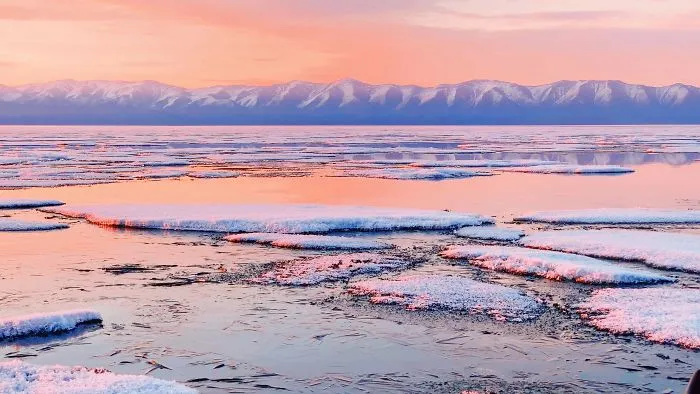 I Went To Baikal, The Deepest And Oldest Lake On Earth To Capture Its Otherworldly Beauty (23 Pics)